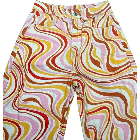 Y2K Groovy High Waisted Hippie Wide Leg Bell Bottom Flared Jeans Size XS - Picture 3 of 7